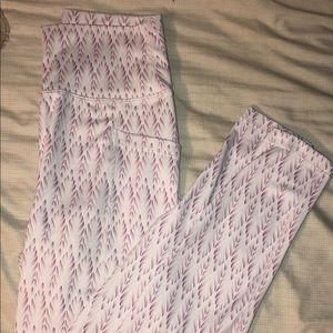 Buff bunny leggings. Size small.
